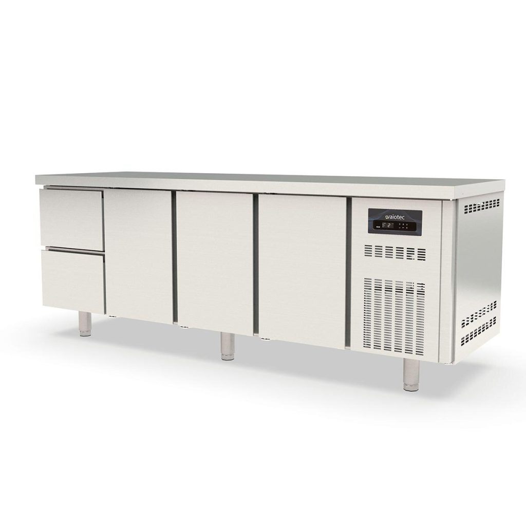 Tavolo refrigerato TOPLINE / 4 vani GN1/1 con 2 cassetti, 3 porte e alzata, 2245 x 700 mm