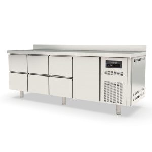 Tavolo refrigerato TOPLINE / 4 vani GN1/1 con 6 cassetti, 1 porta e alzata, 2245 x 700 mm