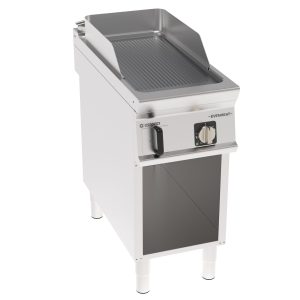 Fry-Top elettrico piastra rigata cromata spazzolata freestanding su vano aperto con tecnologia EVENHEAT