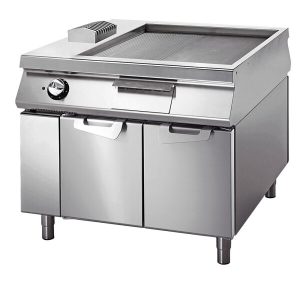 Virtus 1100 – Fry-top elettrico ½ liscio ½ rigato cromato su vano con porte, comandi 2 lati – VS110100FTREC