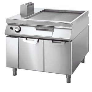 Virtus 1100 – Fry-top gas liscio su vano con porte, comandi 2 lati – VS110100FTG