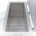 Congelatore a Pozzetto – 488L – su Ruote – incl. Cestelli Sospesi – Maxima 09402370